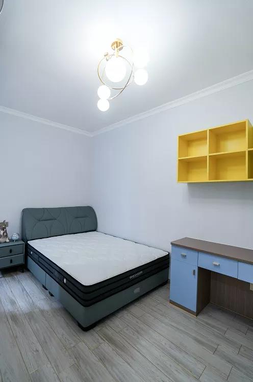 150㎡新中式與愛(ài)馬仕橙的碰撞，感受古典與現(xiàn)代交融的詩(shī)情畫(huà)意